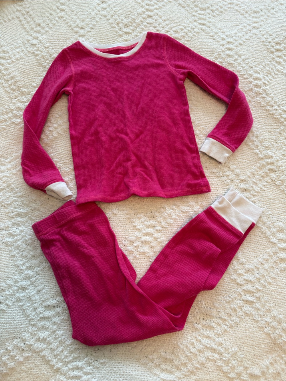 Cuddl Duds Kids Two-Piece Magenta Thermal Baselayer Set with White Trim